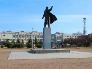 Москитная сетка на окно заказать и купить в СПб
